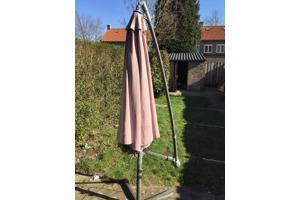 Grote kantel parasol !