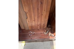 Teakhouten kast (150x98x57)