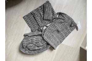 Nieuwe #Girasol Mei Dai babydraagzak / grijs, zwart