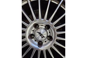 Velgen Opel 5 x 110 met goede winterbanden