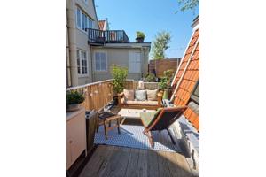 Outdoor sofa without cushions