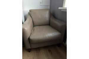Gratis 2 leren fauteuils