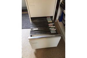 hangmappenkast, archiefkast (4 laden voor folio))