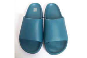 Heren slippers effen groen 42