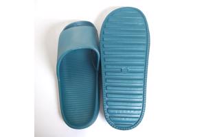 Heren slippers effen groen 42