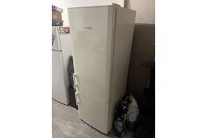 Witte liebherr koelkast