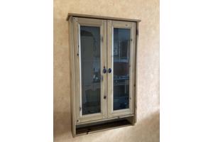 Vitrinekastje