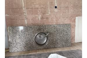 Granieten Keukenblad + Wasbak (al gedemonteerd)