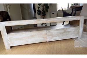 TV meubel whitewash afwerking