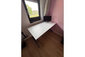 Verstelbaar bureau