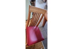 Eettafel met 4 stoelen