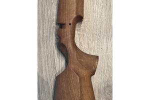 Twee kolven, een linkshandige kolf en Ruger 10/22 kolf