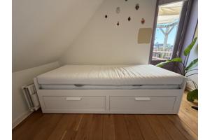 IKEA BRIMNES Bedbank met 2 lades & 2 matrassen (160x200 cm)