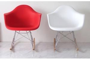 RAR design schommelstoel, keuze uit verschillende kleuren