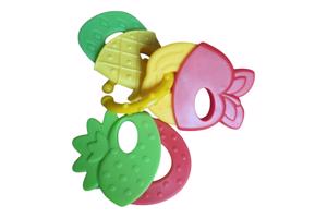 Bijtring - rammelaar met afneembare stukken ananas