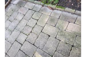 Ruim 6m2 terras tegels