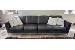Leren blauwe bank