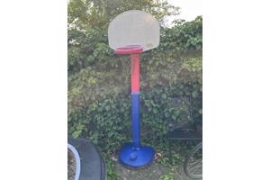 Basketbalnet met statief