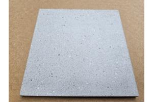 29 lichtgrijze vloertegels 14,6 x14,6