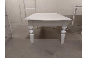 Mooie salon tafel
