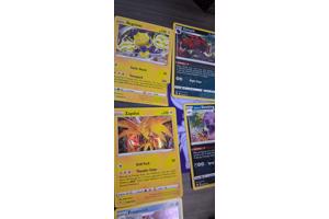 Bulk Pokémon kaarten uit verschillende series