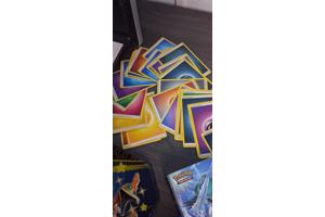 Bulk Pokémon kaarten uit verschillende series