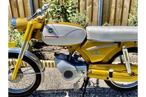 3 Mooie Zundapp Brommers Te koop 517 Goudhaantje + GTS50