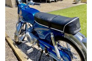 3 Mooie Zundapp Brommers Te koop 517 Goudhaantje + GTS50