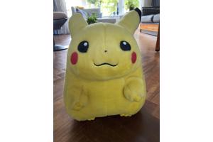 Pikachu knuffel 35 cm