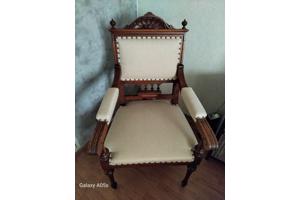 2 mooie antieke stoelen