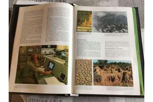 BOEKEN ; PLANEET VOOR MENSEN 4 stuks , algemene kennis