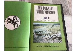BOEKEN ; PLANEET VOOR MENSEN 4 stuks , algemene kennis