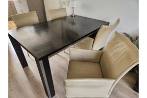 Eettafel met 4 stoelen