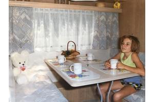 Kleine Sterckeman caravan