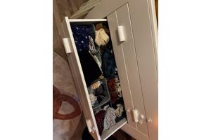 Gratis mooie commode - kan nog een ronde mee