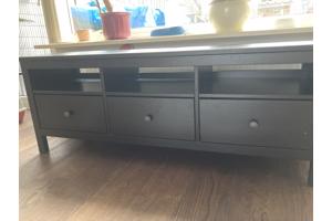 Tv meubel Hemnes zwart 148x57x47cm