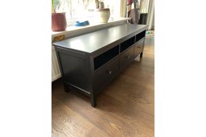 Tv meubel Hemnes zwart 148x57x47cm