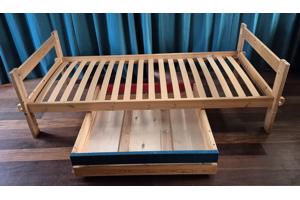 Houten LifeTime bed (200 x 90 cm) + opberglade