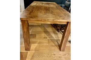 Mooie eikenhouten eettafel 180