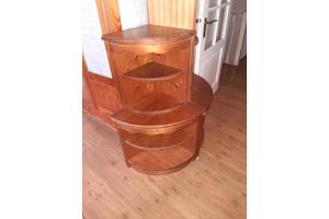 Set grenen hoekkastjes