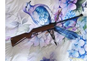 Norica 61, cal. 4,5mm met houten kolf.