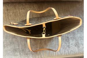 Te koop Lv schoudertasje