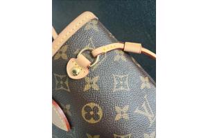 Te koop Lv schoudertasje