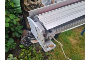 Eletrice zonnescherm 450 breed uitval 250 oranje werk uitste