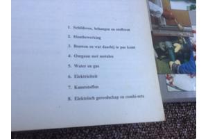 Boeken voor te lezen ,10 STUKS & alle genres ; Handig Thuis