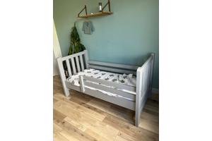 Peuterbedje inclusief matras en dekbedje