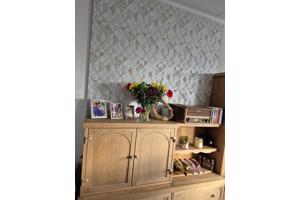 groot wandmeubel met veel bergruimte