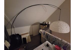 Booglamp met papieren lampenkap