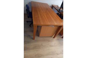 tafel of bureau kersenhout