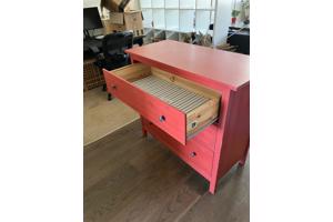 Ikea HEMNES Ladekast 3 lades, Rood, goede conditie